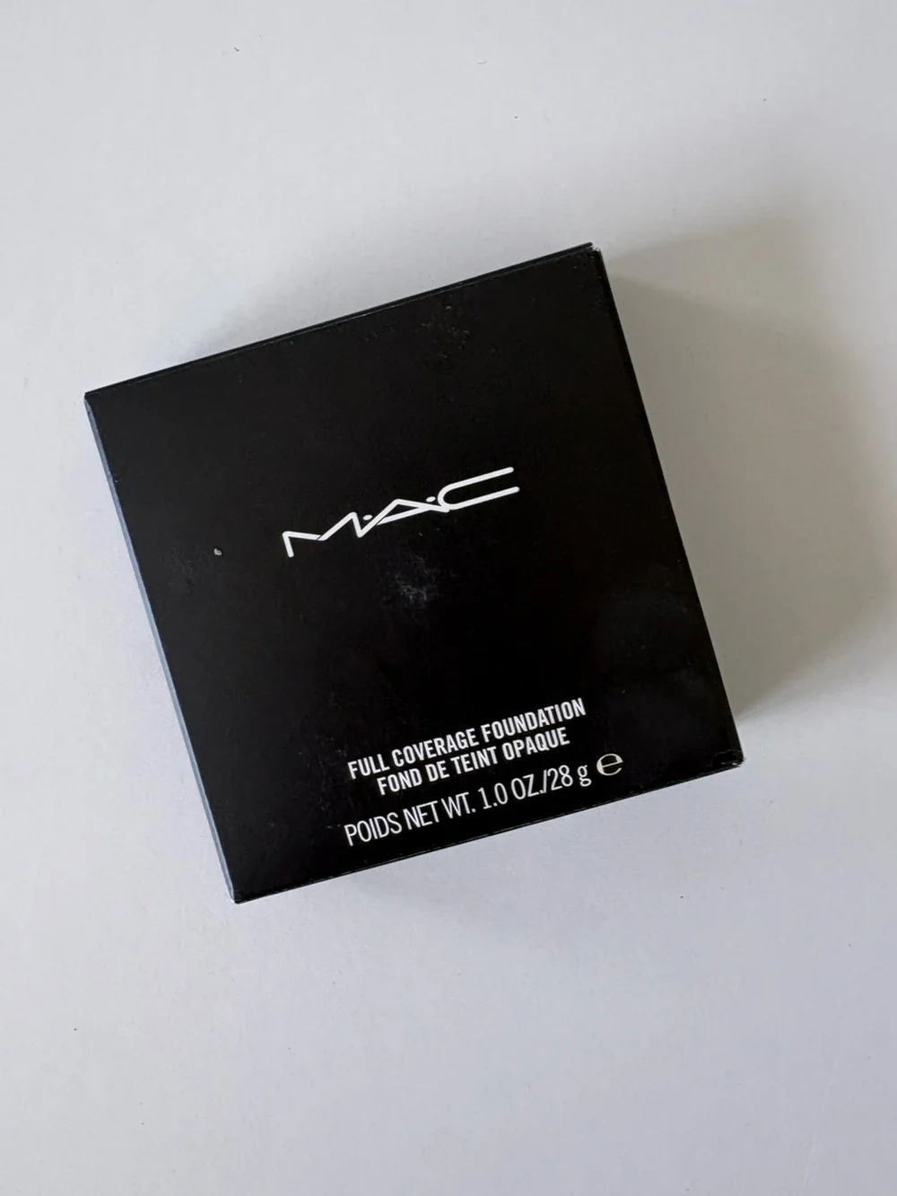 MAC Full Coverage Foundation NW40 1.0 Oz. New